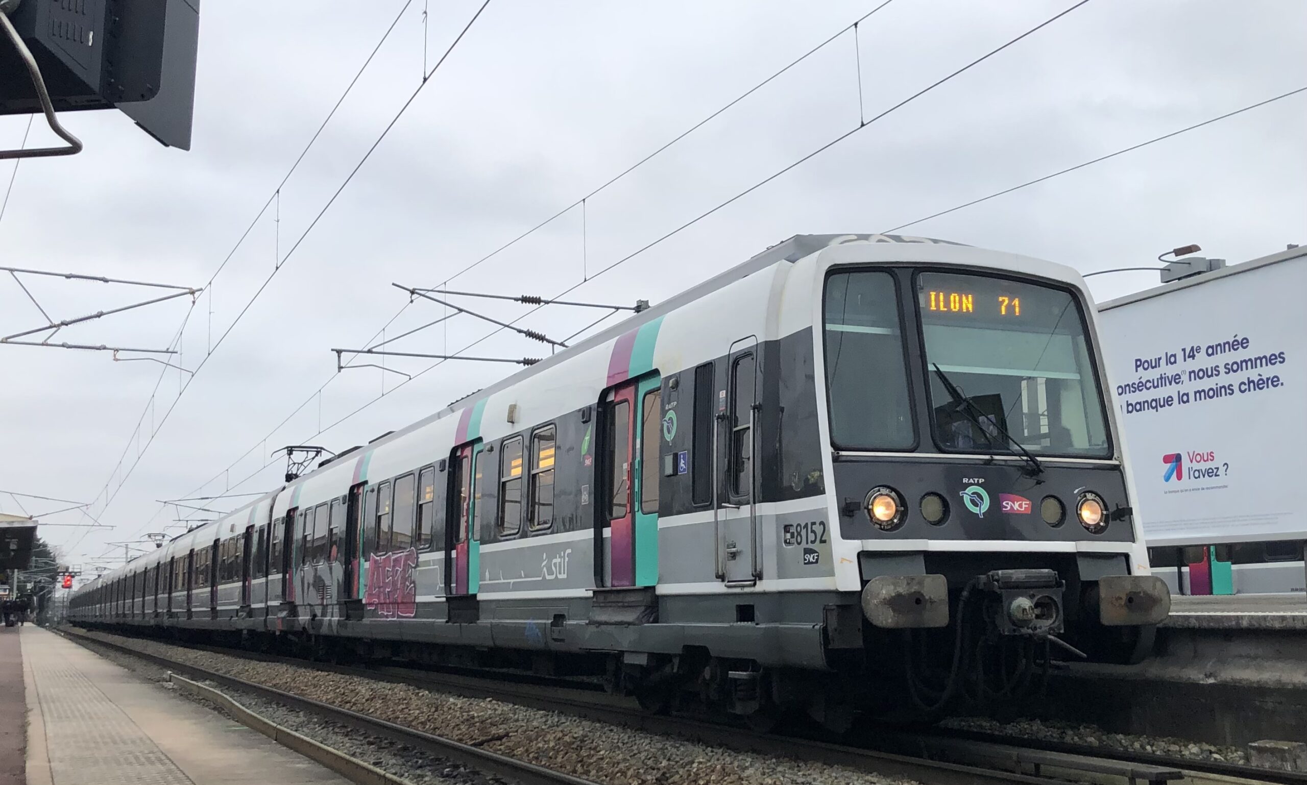 AUDIENCE LIGNE 09
